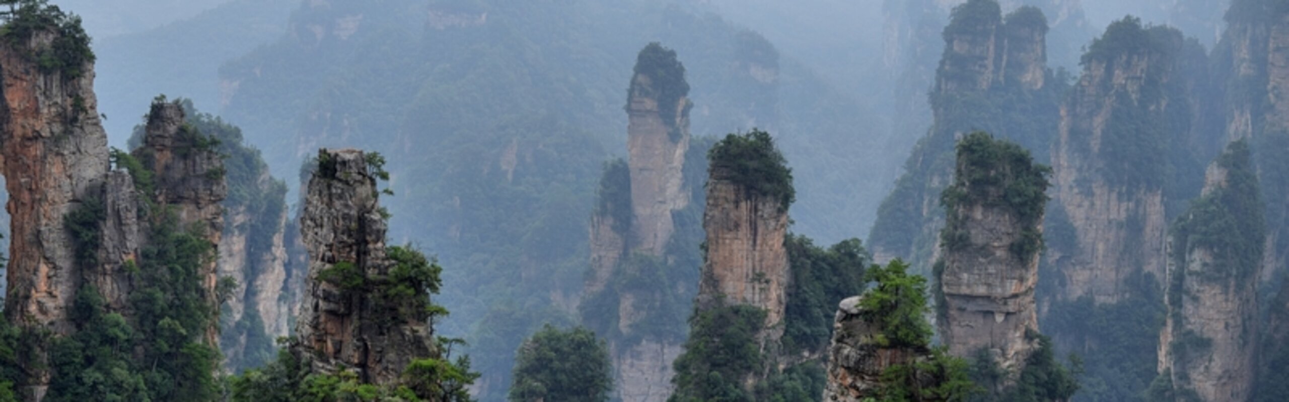 6-Day Hong Kong and Zhangjiajie Highlights Tour