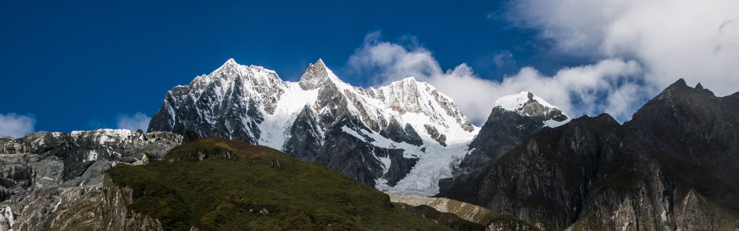 9-Day Panorama Western Sichuan Tour